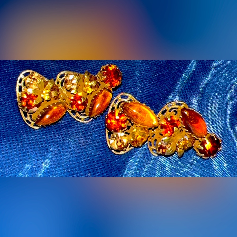 ⭐️ fabulous Vendome amber stone adjustable clips ⭐️